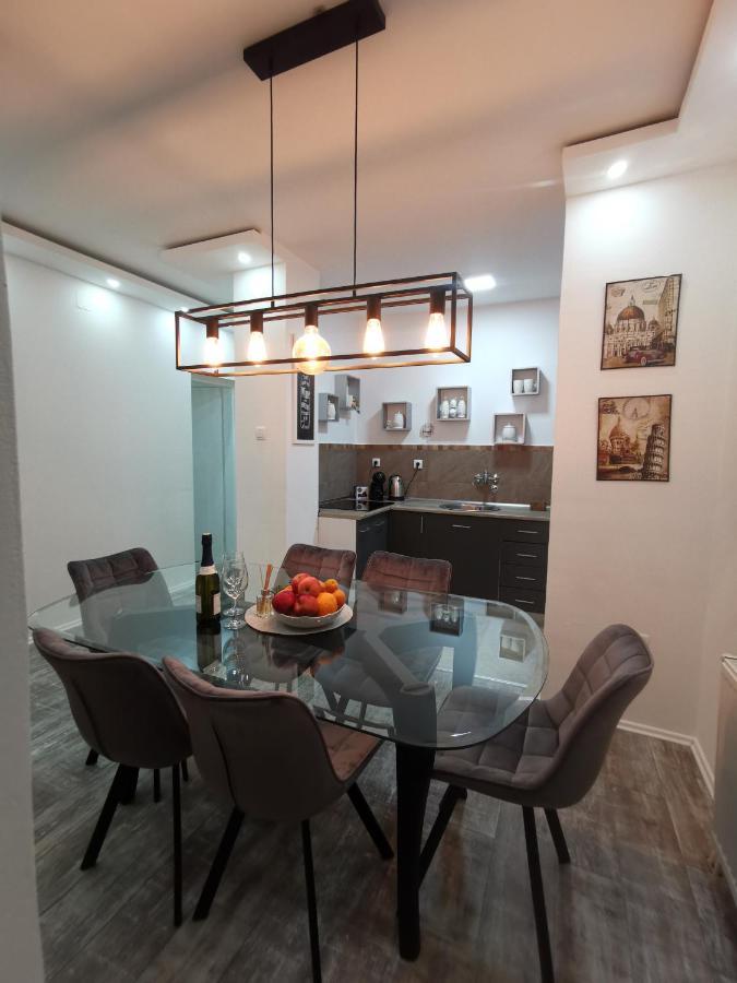 White House Ns Appartement Novi Sad Buitenkant foto