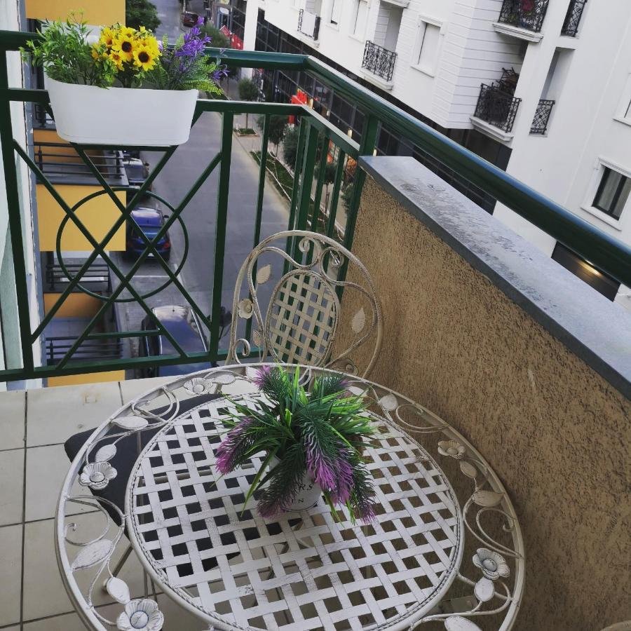 White House Ns Appartement Novi Sad Buitenkant foto