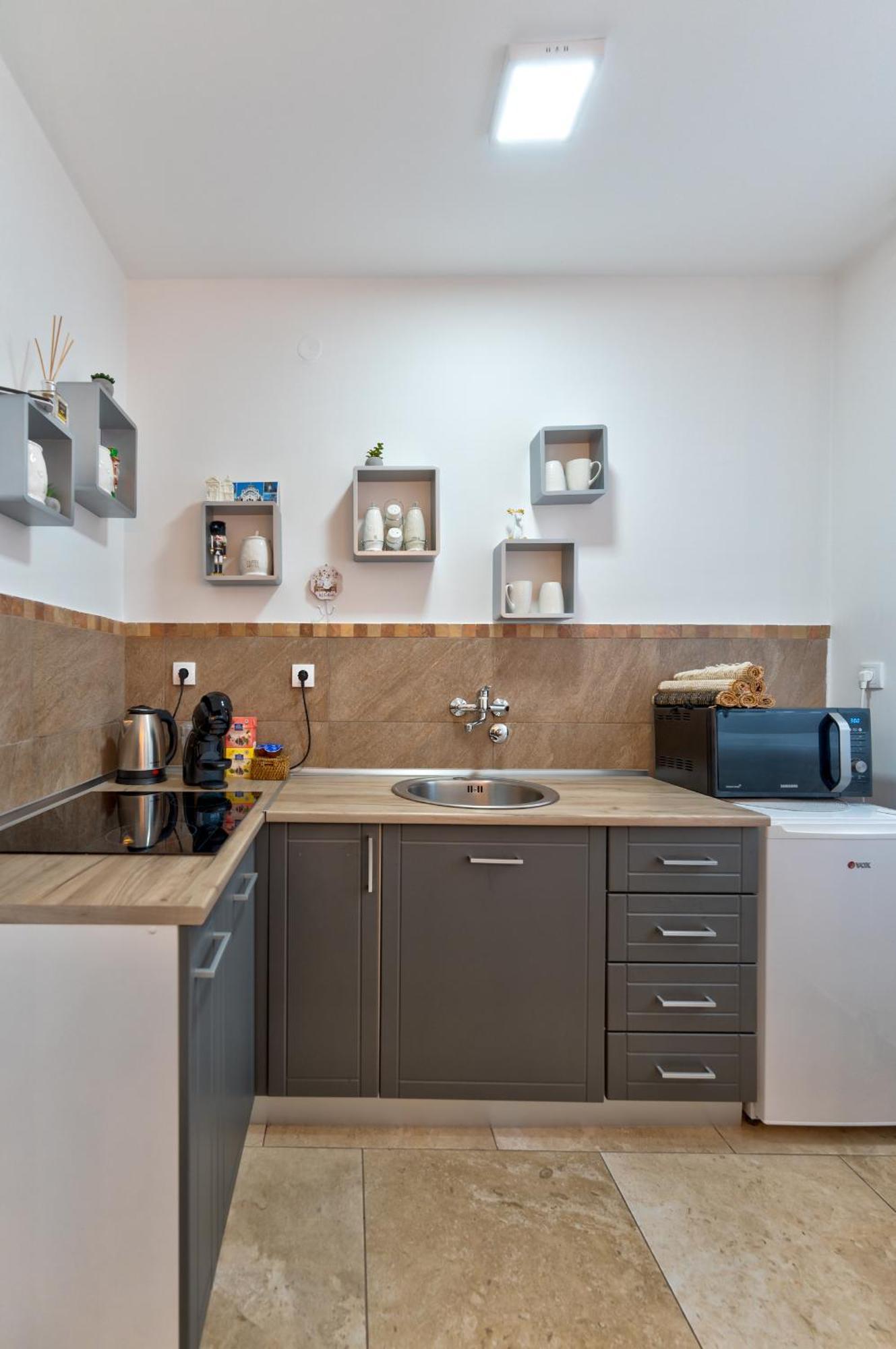 White House Ns Appartement Novi Sad Buitenkant foto